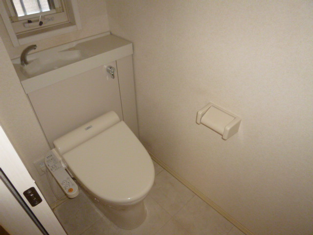 ひまわりＡのトイレ|温水洗浄便座