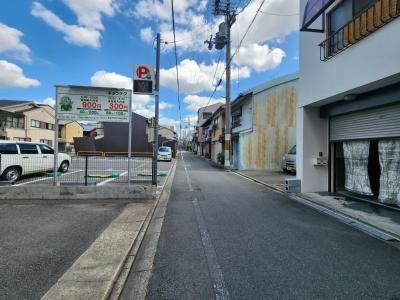 シャーメゾンベゴニア三条の周辺|前面道路