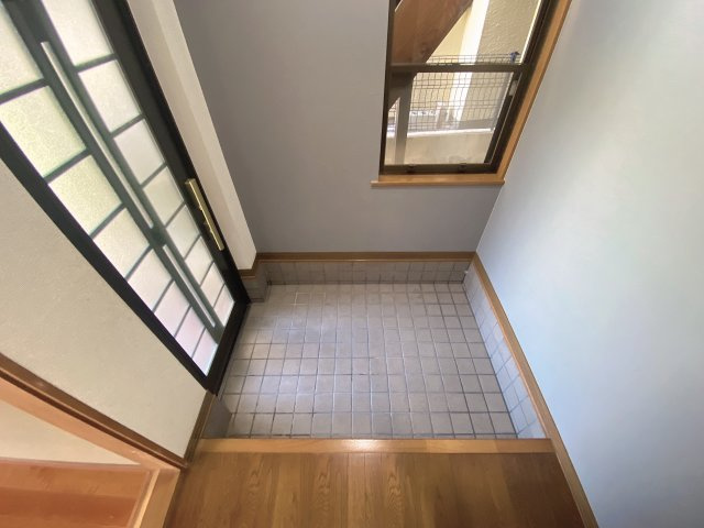 小山田貸家の玄関