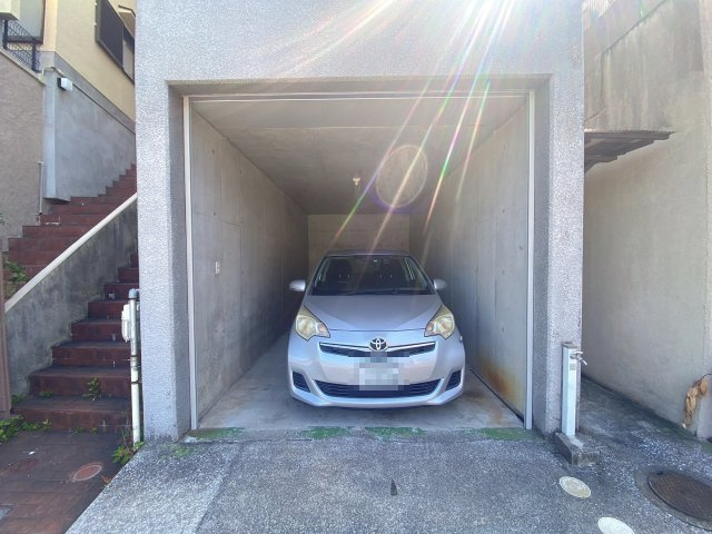 小山田貸家の駐車場