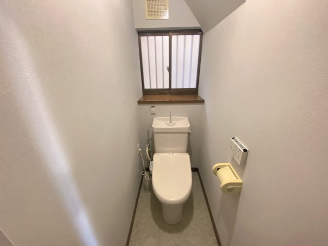 小山田貸家のトイレ