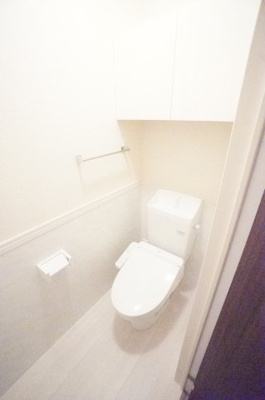 【トイレ】 | エスカレーズ