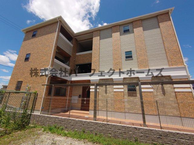 プレミール郡津の外観|きれいな外観です