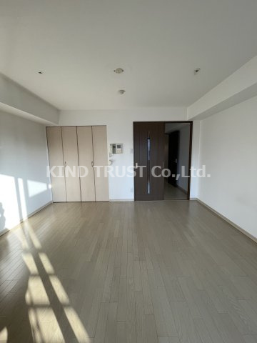 エイペックス梅田東Ⅱの居間・リビング|こちらの居間で趣味の時間をお楽しみください