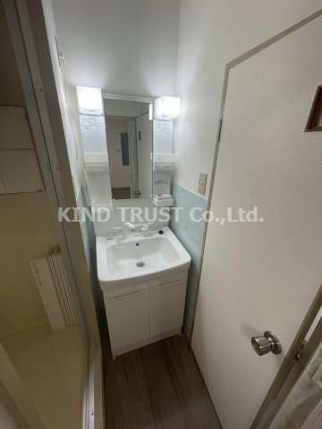 ローズコーポひらすなの洗面所|脱衣スペースもあります