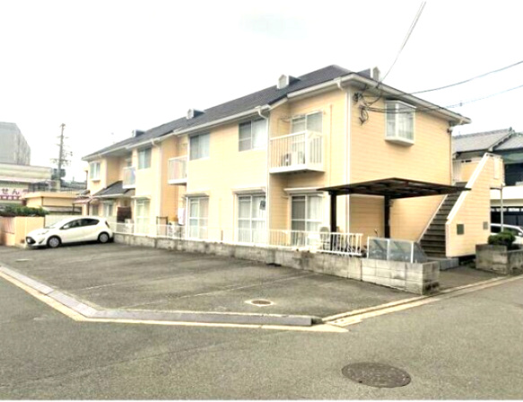 エステートピアKAZUの駐車場