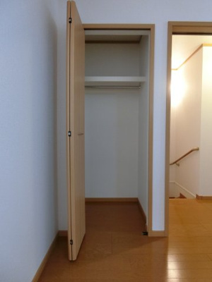 【収納】 | リヴ・ホウコウ | 202の画像（間取反転タイプ：イメージ）