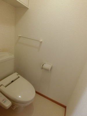 【トイレ】 | リヴ・ホウコウ | 202の画像（間取反転タイプ：イメージ）