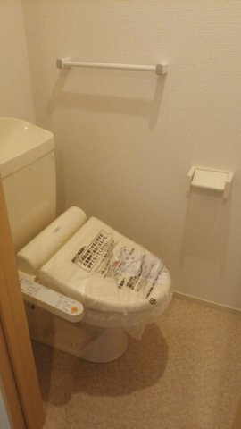 アダージョ徳重のトイレ|シンプルで使いやすいトイレです