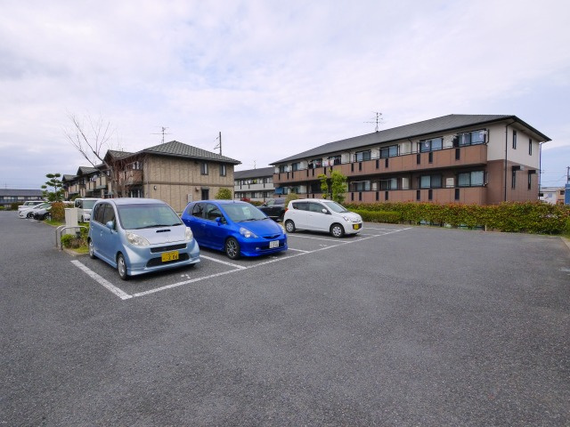 リビングタウン学研都市A～E　A棟のその他共用部分|駐車場です