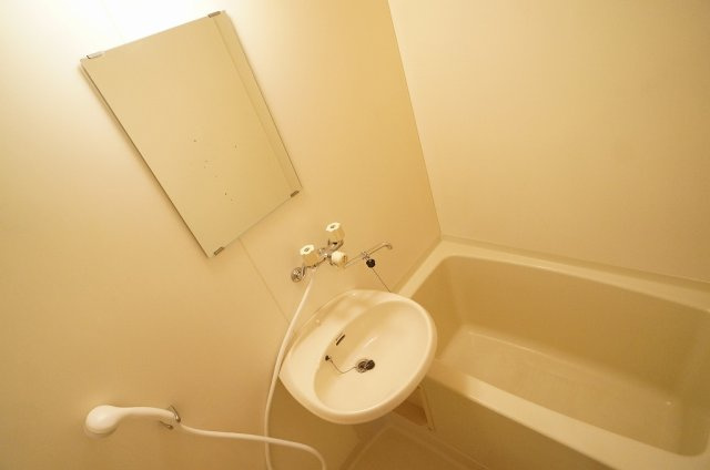 エルディム大竹Ⅰの浴室|バス