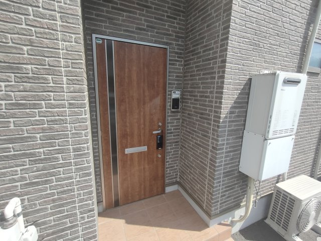 ボヌールB棟のエントランス