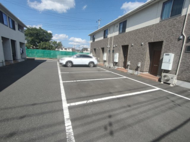 ボヌールB棟の駐車場|駐車場完備です