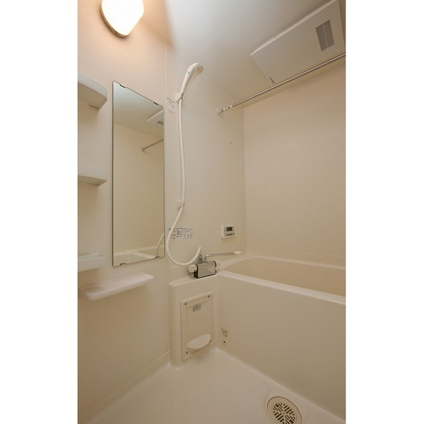 熊本市中央区船場町３丁目の賃貸マンションの浴室