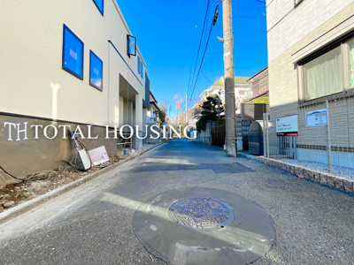 【前面道路含む現地写真】 | 小金井市貫井北町3丁目　新築戸建　C号棟