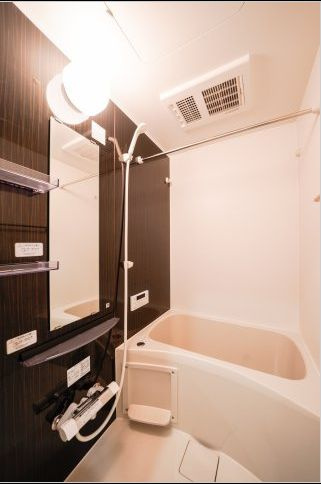 知多市新舞子字西畑ケ　DIMOLTO新舞子の浴室