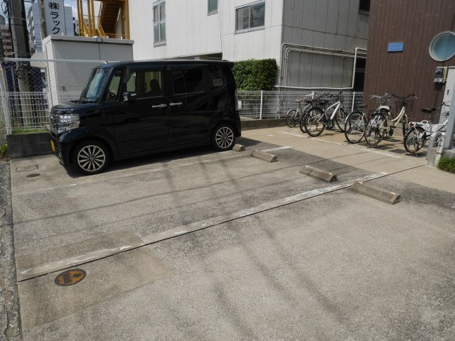 【駐車場】 | Ａレガート東比恵駅前 | Ａレガート東比恵駅前の駐車場