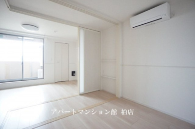 【居間・リビング】 | フェリーチェ大鷹 | 同施工会社、同型タイプです