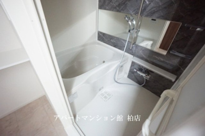 【浴室】 | フェリーチェ大鷹 | 同施工会社、同型タイプです