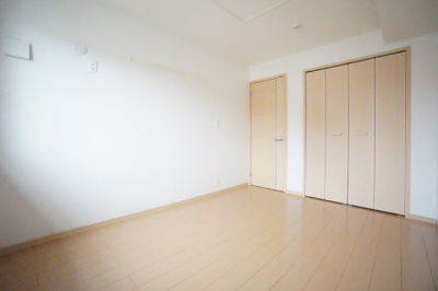 【洋室】 | プラシード ツバサⅢ | ※同物件・同タイプの写真です。