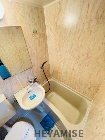 ラ・レジダンス・ド・シャルールの浴室|※同間取りの別のお部屋の写真です※