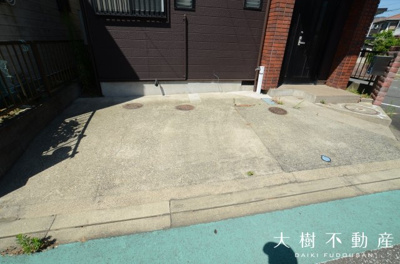 【駐車場】 | 海老名市国分寺台1丁目　中古戸建て　【仲介手数料無料】