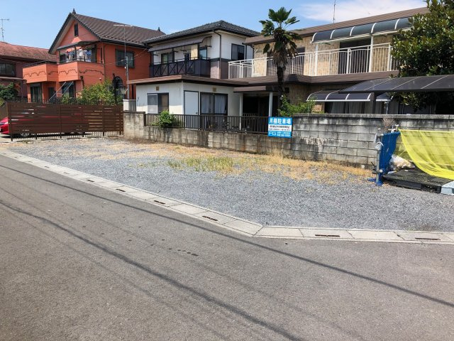 西原駐車場の駐車場
