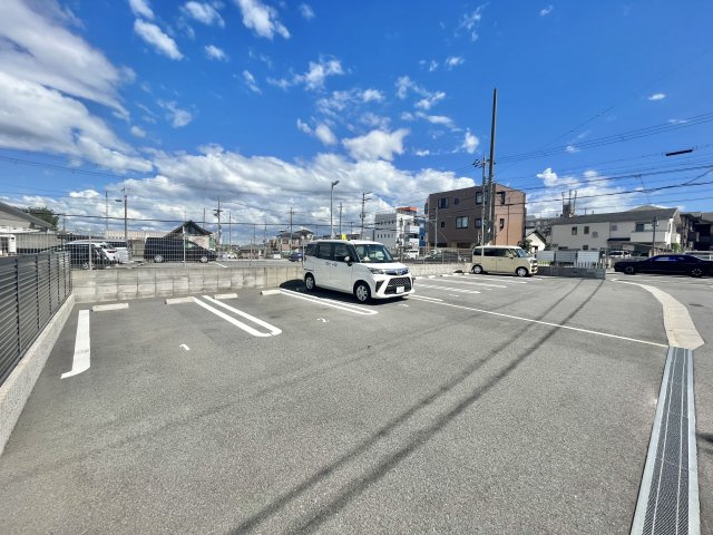 【駐車場】 | フレア