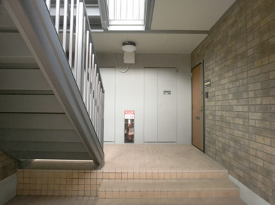 【ロビー】 | グリーンコート初芝C棟