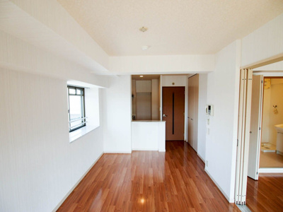 【居間・リビング】 | 井相田アーバンスクエア | 別号室の写真になります。現況優先。