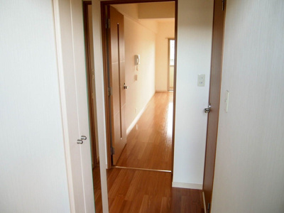 【玄関】 | 井相田アーバンスクエア | 別号室の写真になります。現況優先。