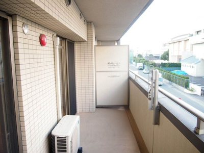 【バルコニー】 | 井相田アーバンスクエア | 別号室の写真になります。現況優先。