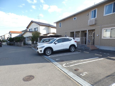【駐車場】 | ハイツそれいゆ