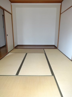 【その他共用部分】 | 新在家メゾネット | 和室６帖！