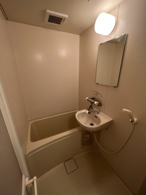 【浴室】 | リトルシャンティ―