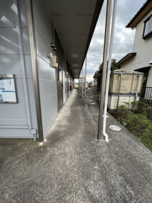 【エントランス】 | リトルシャンティ―