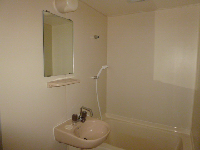 プレジール岡部Ｂの浴室