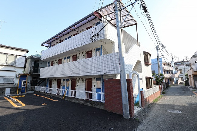 メゾン昭島の外観