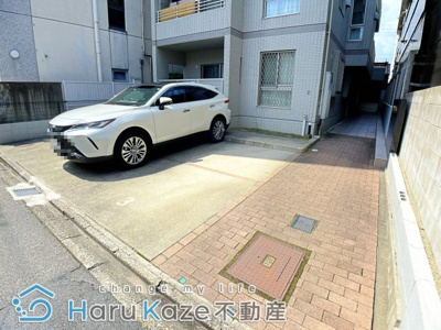 【駐車場】 | 四ツ葉のクローバー