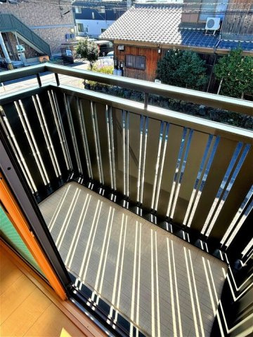 ボン・ヴォヤージュ　Ｂのバルコニー