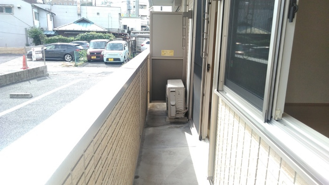【バルコニー】