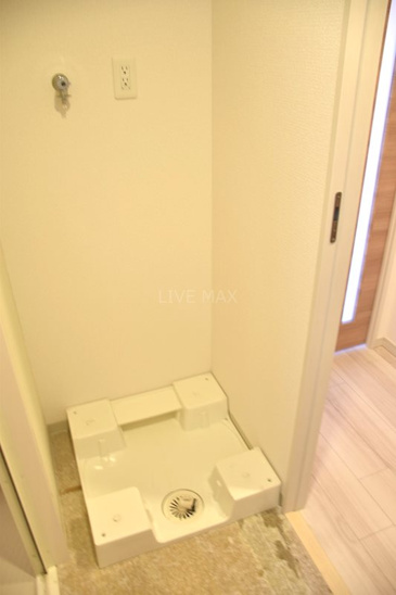 【洗面所】ルーエ五条堀川 