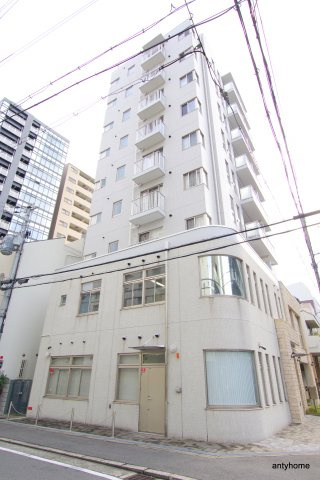 アースブルージュの外観