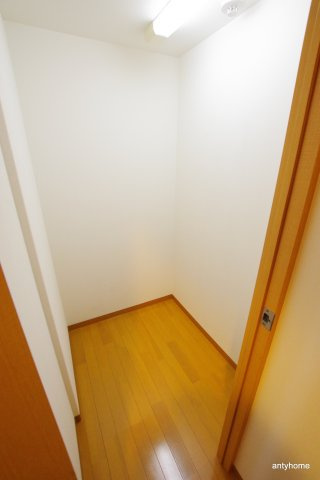 アースブルージュの内装