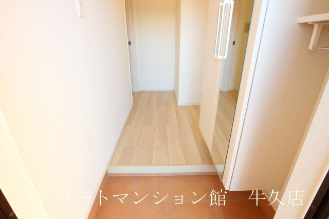 アヴァンセⅣの玄関