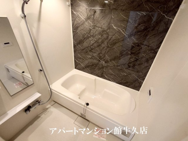 アヴァンセⅣの浴室