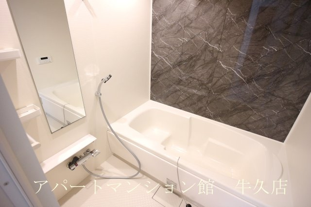 アヴァンセⅣの浴室