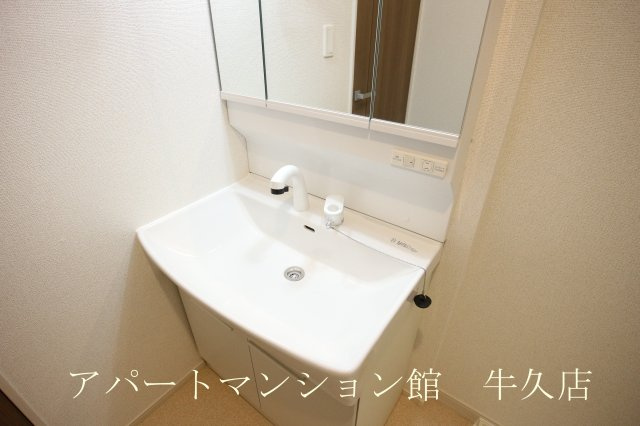 アヴァンセⅣの独立洗面台