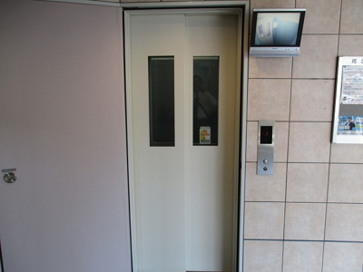 【その他共用部分】 | エムロード新大阪 | エレベーターです