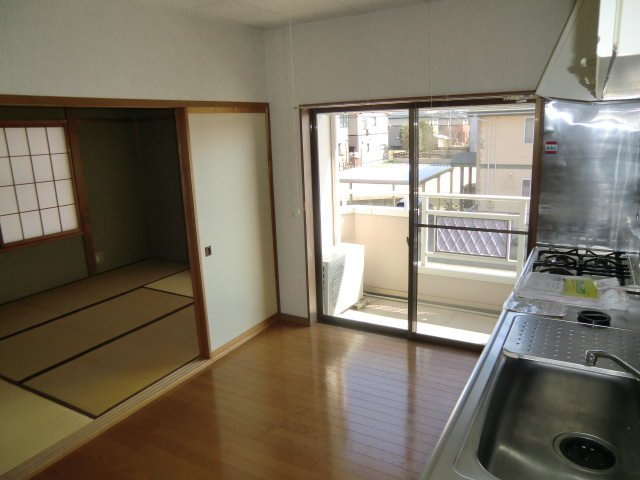 コーポウエストの居間・リビング